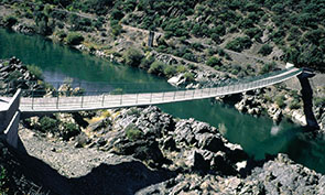 realizaceLávka přes řeku Sacramento